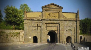 Ворота Порта Сант'Агостино