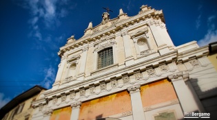 Церковь Сан-Алессандро делла Кроче