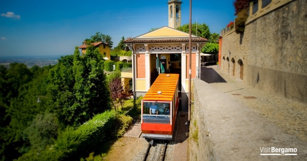 S. Vigilio funicular • • Visit Bergamo