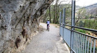 Велосипедная трасса долины Валле-Иманья (Китò):