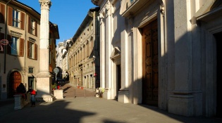 Kirche „Sant'Alessandro in colonna“